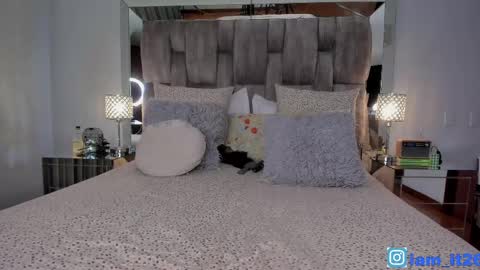 Miranda online show from May 16, 2026, 12:29 am