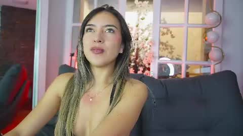 Zoe online show from July 21, 2026, 6:10 pm