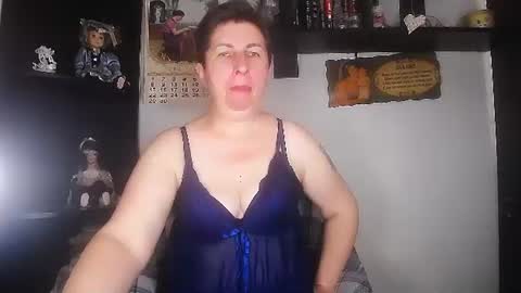 miss_tasha_kom online show from June 26, 2026, 7:02 am