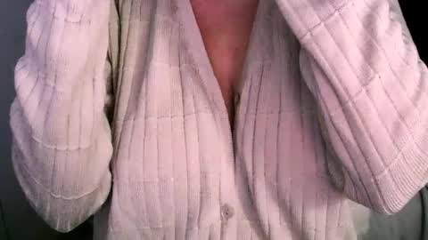 Avamlash online show from June 16, 2026, 10:01 pm