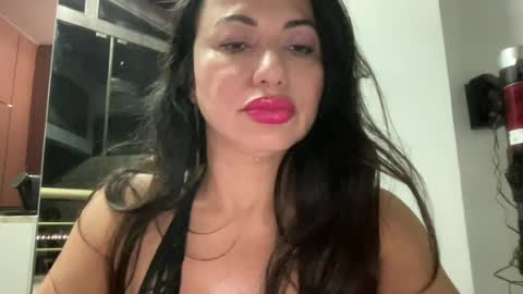 Missbumbum online show from June 23, 2026, 9:13 pm