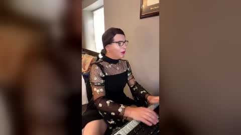 Nicole Smith online show from July 20, 2026, 10:23 pm