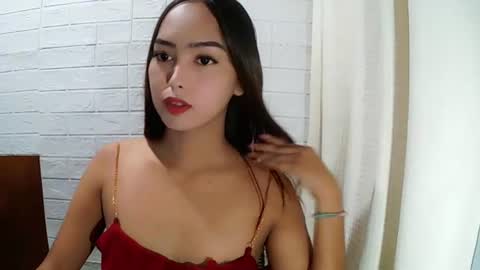 Snapshot of missrianmwua chatting on June 17, 2026, 5:10 am missrianmwua online show from June 17, 2026, 5:10 am