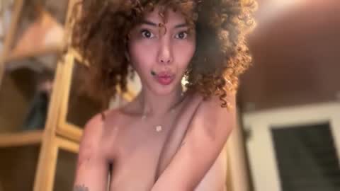 Snapshot of missxolga chatting on March 7, 2026, 4:20 am Divine Olga online show from March 7, 2026, 4:20 am