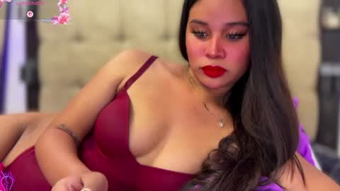 Miss. Thalia online show from July 5, 2026, 2:57 pm