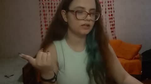 Milana online show from July 2, 2026, 4:24 pm