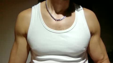 mmuscularman online show from May 25, 2026, 7:03 am