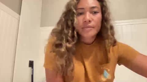 moana_mack9 online show from July 21, 2026, 5:21 am