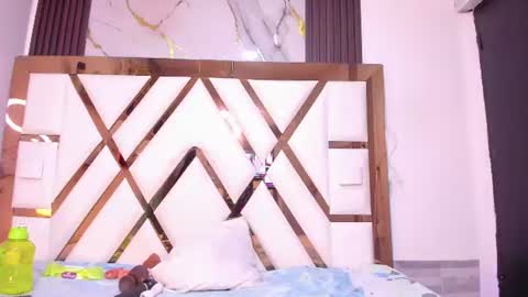 Yuli online show from July 12, 2026, 1:40 am