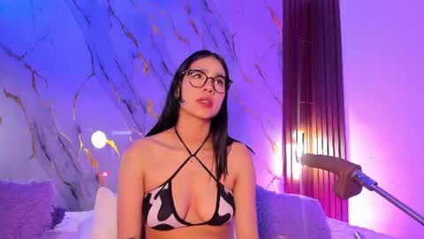 Snapshot of mollylewis18 chatting on June 30, 2026, 8:54 pm New girl Emily Valentina Michelle online show from June 30, 2026, 8:54 pm