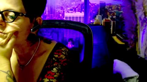 MollySun Nina Randmann online show from August 6, 2026, 3:25 pm