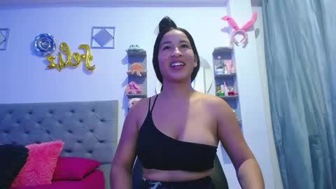 Snapshot of mommy_dulce chatting on May 28, 2026, 1:47 am ANDREA online show from May 28, 2026, 1:47 am
