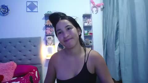 Snapshot of mommy_dulce chatting on July 10, 2026, 1:10 am ANDREA online show from July 10, 2026, 1:10 am