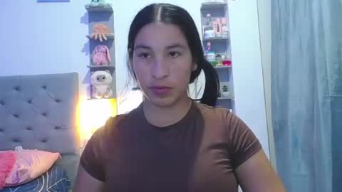 Snapshot of mommy_dulce chatting on July 26, 2026, 2:20 am ANDREA online show from July 26, 2026, 2:20 am