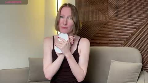 MonikaBos online show from July 15, 2026, 9:42 pm