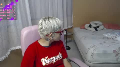 Luna online show from July 18, 2026, 8:56 pm