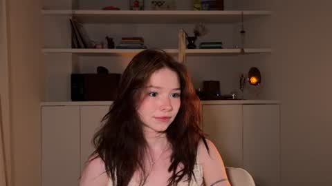 Snapshot of moonfaced_ chatting on July 5, 2026, 7:32 pm Ann online show from July 5, 2026, 7:32 pm