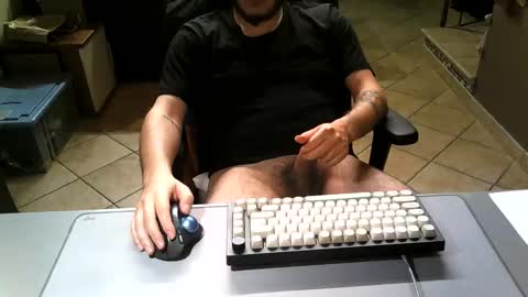 Snapshot of mr_kaa chatting on May 25, 2026, 9:10 pm mr_kaa online show from May 25, 2026, 9:10 pm