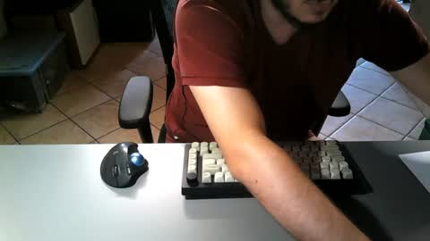 Snapshot of mr_kaa chatting on July 6, 2026, 10:45 am mr_kaa online show from July 6, 2026, 10:45 am