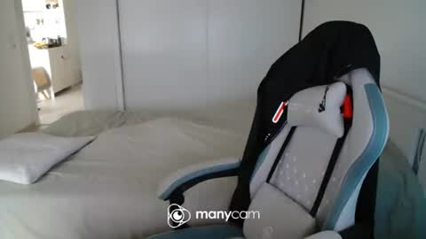 mrdr000 online show from July 26, 2026, 12:34 pm
