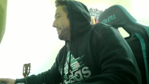 mrlilnice online show from June 12, 2026, 2:27 pm