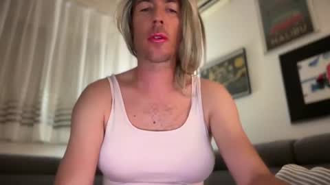 TaleOfLaura online show from June 21, 2026, 10:56 pm