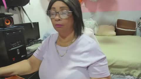 mrs_mommy online show from July 20, 2026, 8:11 pm