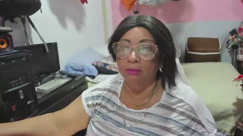 mrs_mommy online show from July 21, 2026, 10:12 pm