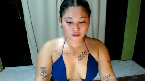Loraine online show from June 15, 2026, 3:53 am