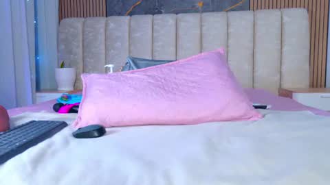 Tell me Sofi  online show from July 2, 2026, 3:23 am