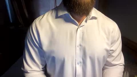muscularjuggler online show from June 3, 2026, 2:47 am