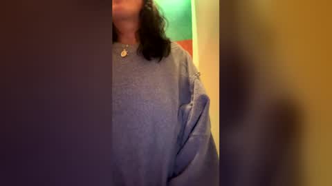 n0rmalgurl online show from May 27, 2026, 2:41 am