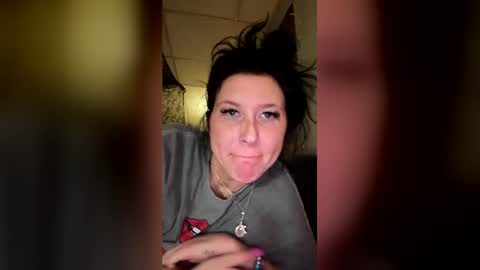 n0rmalgurl online show from May 27, 2026, 2:47 pm