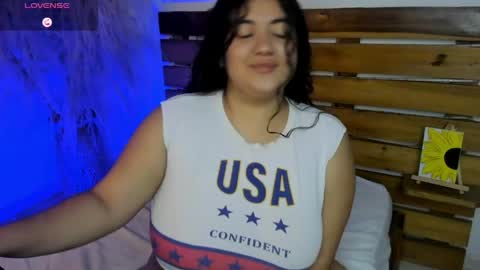 Nadine online show from May 22, 2026, 10:37 pm