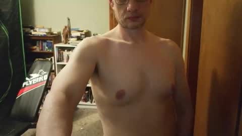 Snapshot of nakedcav chatting on April 30, 2026, 11:53 pm NakedClown online show from April 30, 2026, 11:53 pm