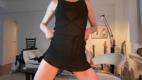 Naomi      online show from July 29, 2026, 12:09 am