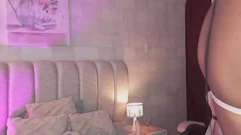 Naomi-Gray  online show from July 15, 2026, 6:46 pm