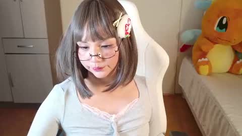 Naree online show from August 8, 2026, 2:41 pm