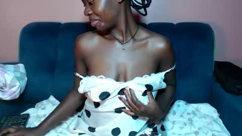 Snapshot of nastyebony0 chatting on June 4, 2026, 8:59 pm Nassy online show from June 4, 2026, 8:59 pm