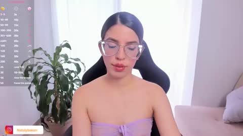 nat_bakerss online show from June 16, 2026, 7:49 pm