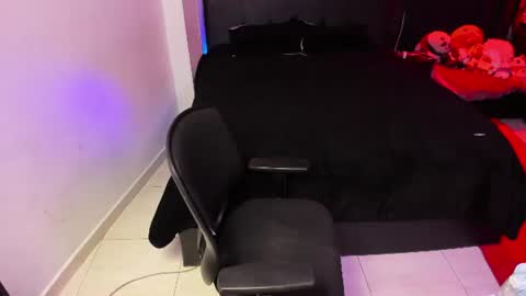 Natalia online show from June 16, 2026, 2:58 am