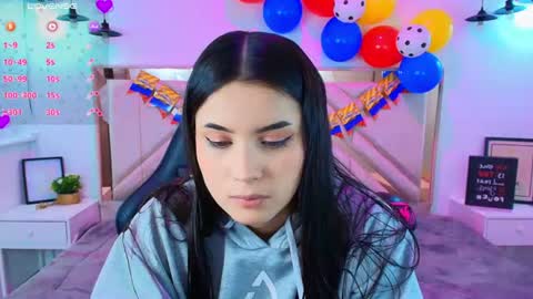 natalie  online show from June 18, 2026, 8:02 pm
