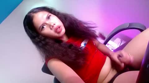 Snapshot of natasha_leigh chatting on April 24, 2026, 5:48 pm natasha_leigh online show from April 24, 2026, 5:48 pm