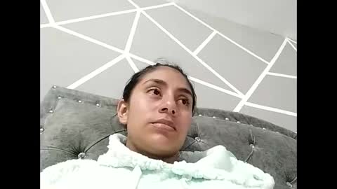 natasha_shine22 online show from September 12, 2025, 3:50 am