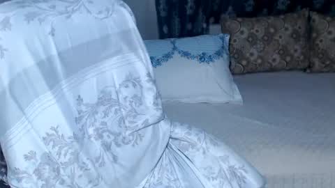 Anna online show from July 23, 2026, 6:11 am