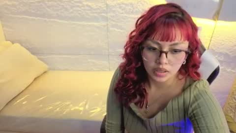 Snapshot of naty_red_v chatting on August 7, 2026, 8:22 pm Naty online show from August 7, 2026, 8:22 pm