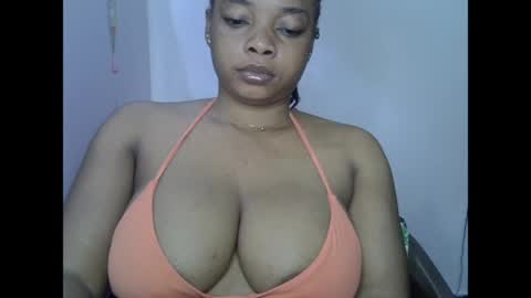 Snapshot of naughtyxcuntx chatting on June 5, 2026, 6:52 am naughtyxcuntx online show from June 5, 2026, 6:52 am
