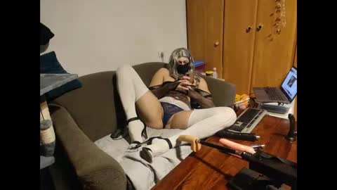 needdildoride online show from December 15, 2024, 8:04 pm