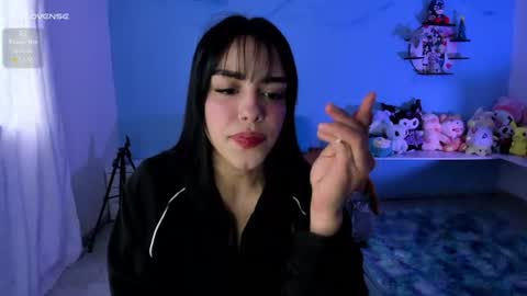 nenitaa_ online show from July 28, 2026, 8:34 pm