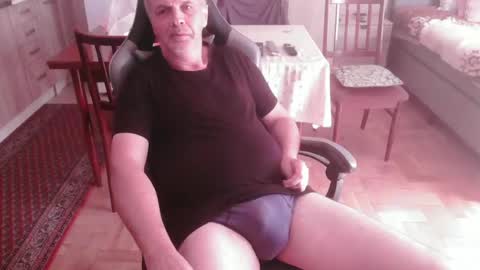 neno89654 online show from June 3, 2026, 2:33 pm